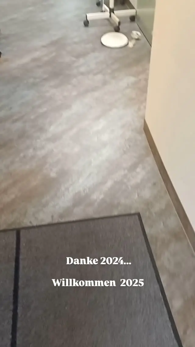 Instagram post from echt.schoen_kosmetik. This post is in position 3.